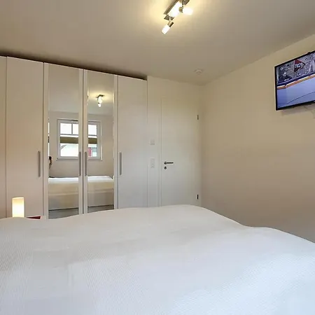 Holiday home Reethaus Am Mariannenweg 18a