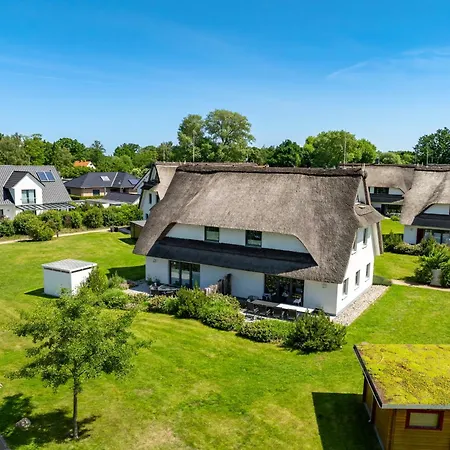 Holiday home Reethaus Am Mariannenweg 18a *